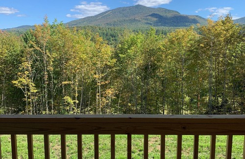 Lyndon Center Cabin | Pet friendly cabin in East Burke - KINGDOM TRAILS and VAST snowmobile network!