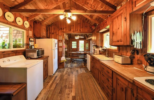 Thompson's Point Cottage | Pet-Friendly! Classic Maine Cottage Overlooking Sebago Lake with Beach Access