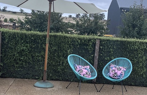 Tylden House | Pet friendly country retreat
