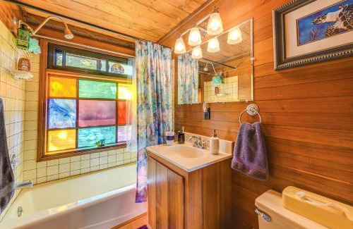 Deltaville House | Pet-Friendly Gem with Private Dock in Deltaville!