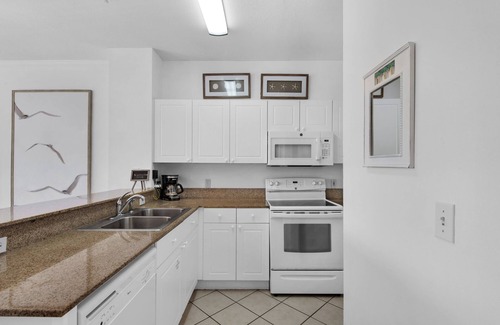 Frangista Beach Condo | Pet Friendly Gulf View Unit-Amenities-Beach Access