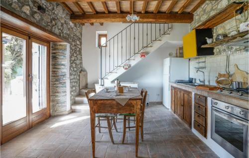 Campiglia d'Orcia House | Pet Friendly Home In Campiglia D'orcia