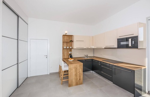 Lun House | Pet friendly home in Lun