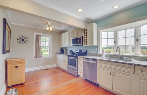Cape Charles House | Pet-Friendly Home w/Gazebo: Minutes to Beach!
