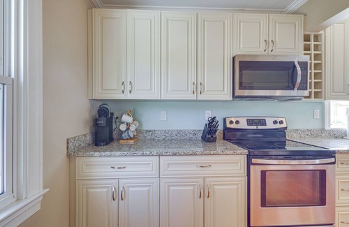 Cape Charles House | Pet-Friendly Home w/Gazebo: Minutes to Beach!