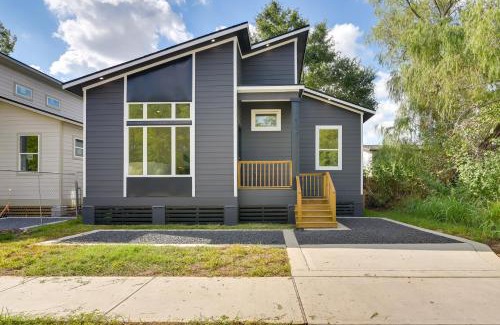 Northside House | Pet-Friendly Houston Home about 3 Mi to Downtown!