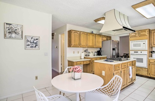 Mission Bend House | Pet-Friendly Houston Rental w/Private Patio!