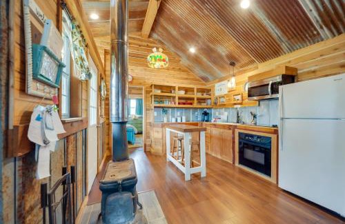 Kerrville House | Pet-Friendly Kerrville Vacation Rental Farmhouse