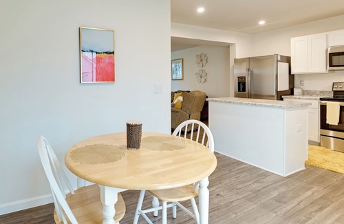 Nashville House | Pet-Friendly Nashville Townhome: 10 Mi to Dtwn