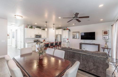 St. George House | Pet-Friendly Paradise