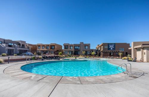St. George House | Pet-Friendly Paradise