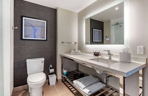 Buzzard Point Hotel | Pet-Friendly Property in Riverfront District! 4 Great Units, Rooftop Lounge, Bar