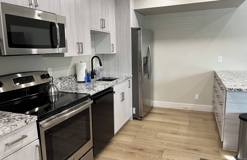 St. George Condo | Pet Friendly Relaxing Condo in St. George near Zion N.P. Resort w/Pools