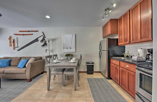 Wabasha Apartment | Pet-Friendly Retreat with Deck Steps to Marina!