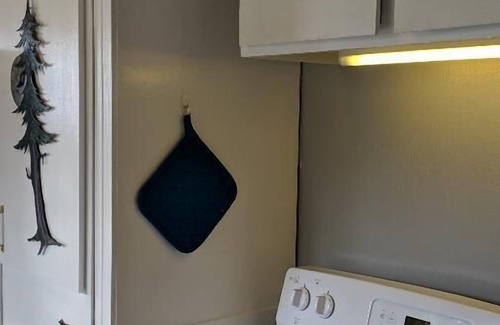 Florence House | Pet friendly, single level ocean view house - Driftwood Heights