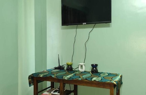 Taytay Apartment | Pet Friendly Staycation in Valley Mansions near Villa Ardin