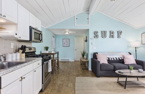 Salisbury Beach Apartment | PET FRIENDLY-Steps to the Beach - 45 Min to Salem, MA - WINTER RENTALS AVAILABLE