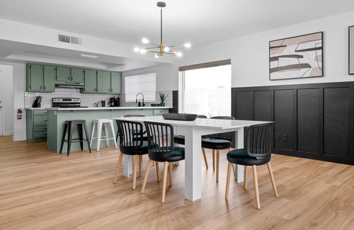 Covey House | Pet-friendly stylish retreat with private pool, spa, ping pong, foosball + more!