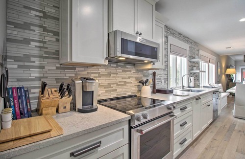 Bluffton Villa | Pet-Friendly Villa w/Balcony in Bluffton!