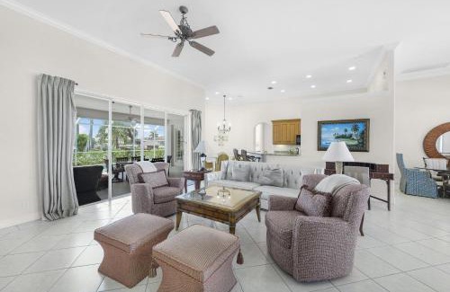 Marco Island House | Pet-friendly waterfront home near beach with pool
