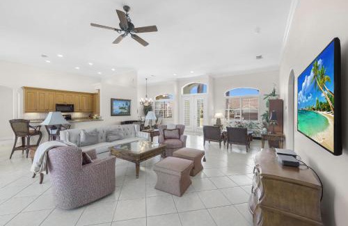 Marco Island House | Pet-friendly waterfront home near beach with pool