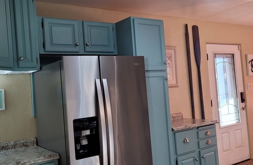 Edgewater House | Pet Friendly with no pet fees and pool access " The Riverwalk cottage"