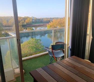 La Madeleine Apartment | Petit cocon vue sur la Loire avec Place de Parking offerte