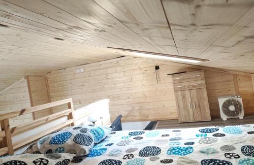 Susville Apartment | Petit Coin de Bonheur studio Neuf climatisé avec terrasse et parking privé à 5mins du Centre-ville