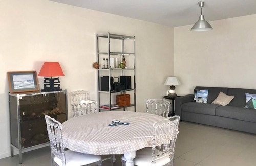 Lege-Cap-Ferret Apartment | Petit piquey, apartment, 50m from the beach