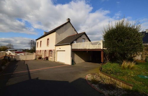 Langan House | Petit Saint-Lubin - LANGAN