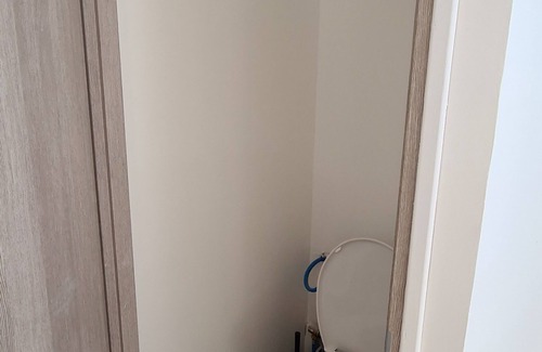 Avignon City Centre Apartment | Petit Studio Neuf Climatise Intramuros Carnot 10