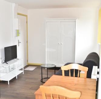 Downtown Apartment | petit studio, Tout équipé, canapé lit