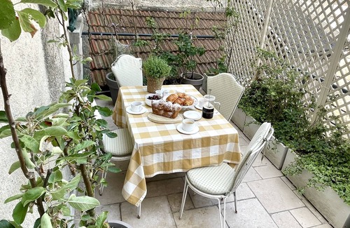 Epernay Apartment | PETIT VERT EPERNAY Apartment - Hyper-Center - 2 bedrooms - 2 bathrooms - terrace