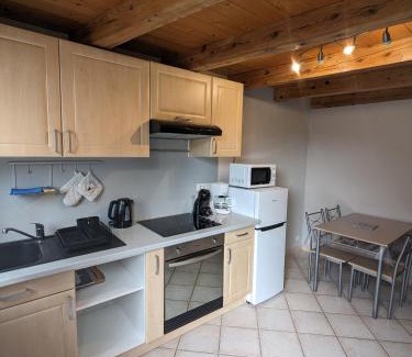 Virieu-le-Grand House | Petite maison de village située entre lacs, cascades et montagnes