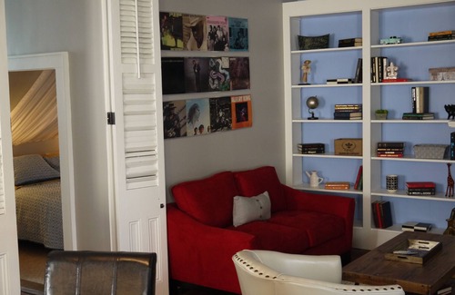 Faubourg Marigny Apartment | Petite Sweet Spot 1BLK TO FQ 1.5 BLKS TO FRENCHMEN BETWEEN BOURBON AND ROYAL