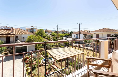 Lepreo Condo | Petrino Serene Nest - Cozy Hideaway