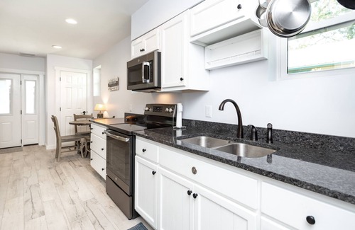 Apalachicola House | Peyton's Place