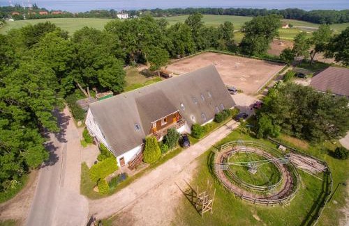 Lohme House | Pferdehof Ranzow