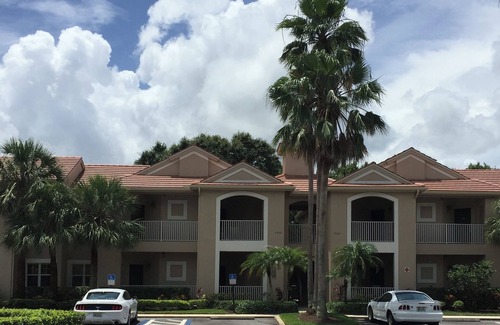 Port Saint Lucie Condo | PGA Village- A Perfect Golf Villa