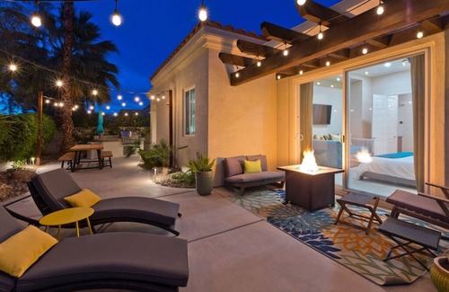 La Quinta House | PGA West adjacent gated 3-bedroom house in La Quinta, EV, private pool/spa!