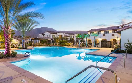 La Quinta House | PGA West Summer Escape, sleeps 8 ppl, Golf Cart!