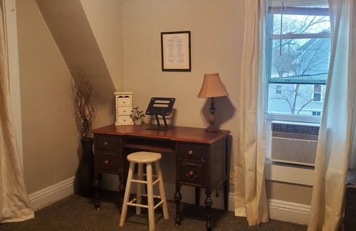 Redfield Apartment | Pheasant Hunting Entire Apt 2 Bdrms- 1 Bonus room
