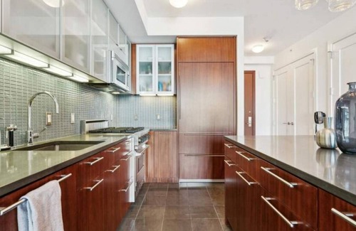 Center City Condo | Philly - Lux 1-bedroom condo - View of City Hall -AC, Gym, WiFi, City Center