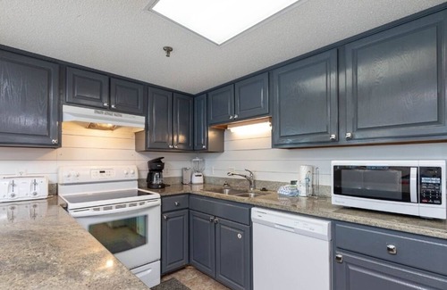 Orange Beach Condo | Phoenix III 3br/2ba Gulf Front Condo 9th floor, Tons Of Amenities, Orange Beach!