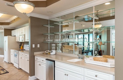 Orange Beach Condo | Phoenix on the Bay 2 by Brett Robinson Vacations