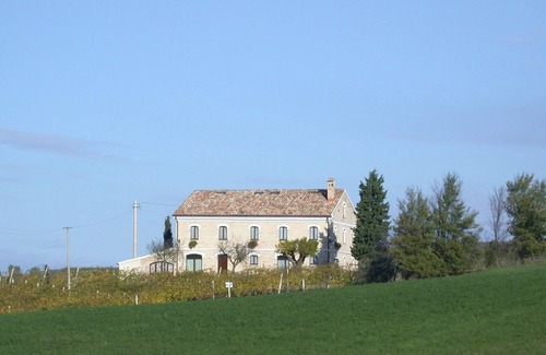 Montecarotto House | Piagge Del Sole: Beautiful farmhouse in the countryside with swimming pool