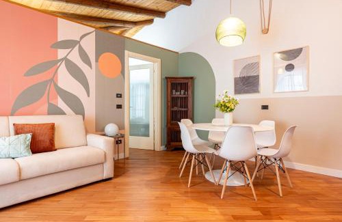 Historic Centre Apartment | Piazza Vittorio Veneto 10 parcheggio incluso