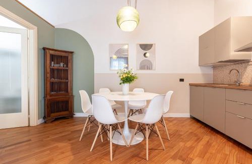 Historic Centre Apartment | Piazza Vittorio Veneto 10 parcheggio incluso