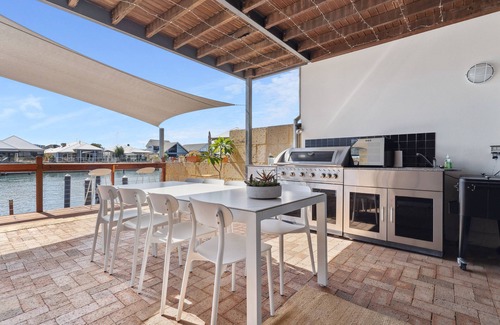 Halls Head House | Piccolo Waters - Two story coastal home , Located on the scenic Mandurah canals