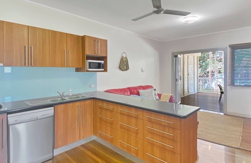 Picnic Bay Apartment | Picnic Bay Apartments Unit 3
